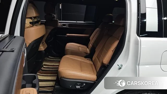 Hyundai Santa Fe (MX5) 2023 Белый из Кореи, фото 3