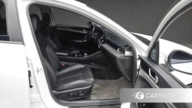 Kia K5 3rd generation 2020 Белый из Кореи, фото 3