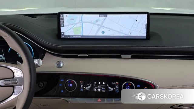 Genesis GV70 2023 Белый из Кореи, фото 3