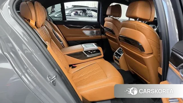 BMW 7 Series (G11) 2022 Серый из Кореи, фото 3