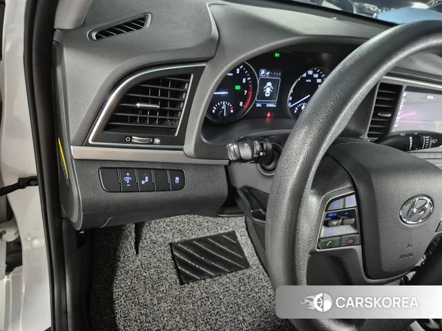 Hyundai Avante AD 2018 Белый из Кореи, фото 3