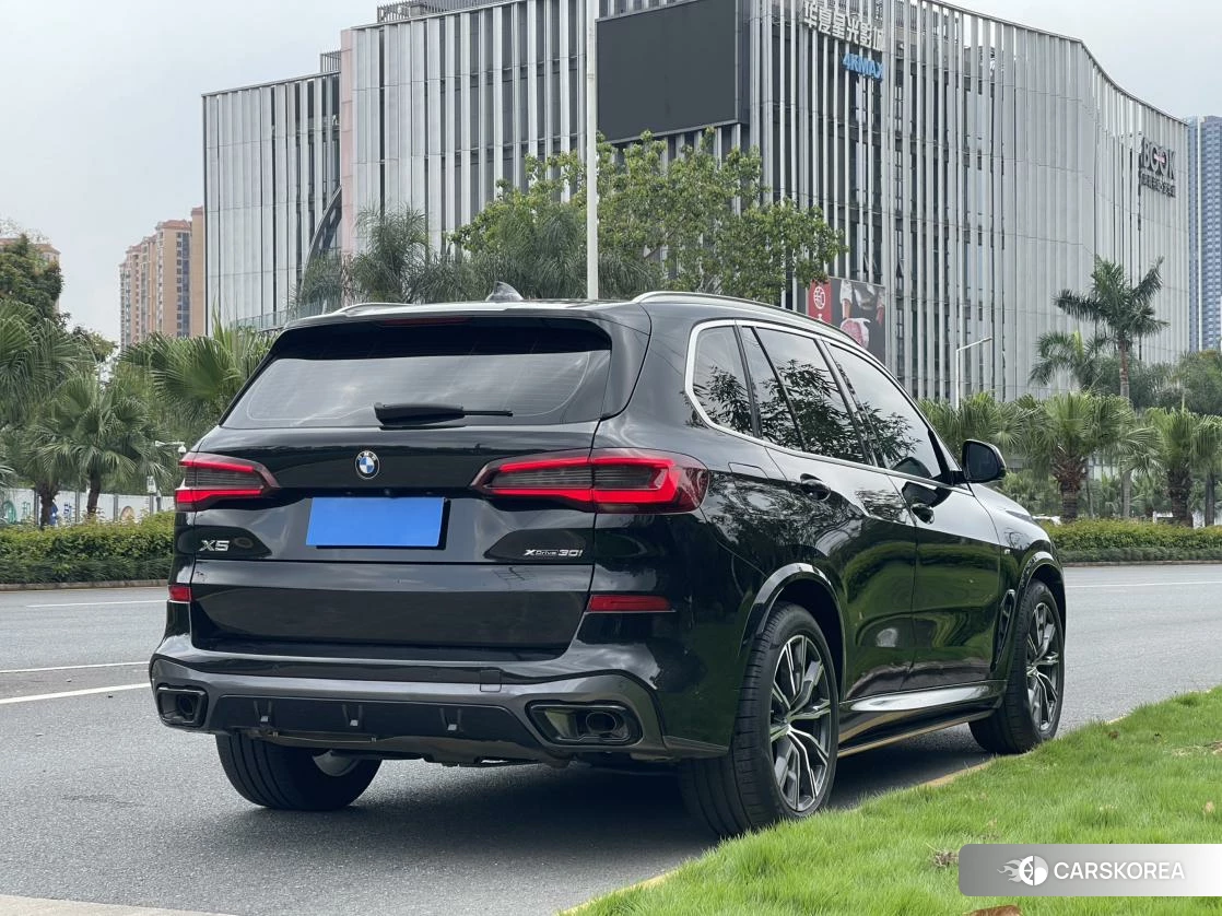 BMW X5 (imported) 2020 Черный из Китая, фото 3