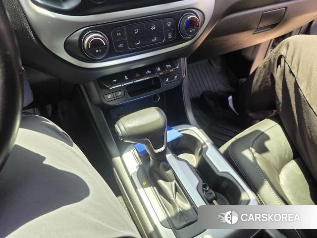 Chevrolet (GM Daewoo) Colorado 2020 Серебряный из Кореи, фото 3