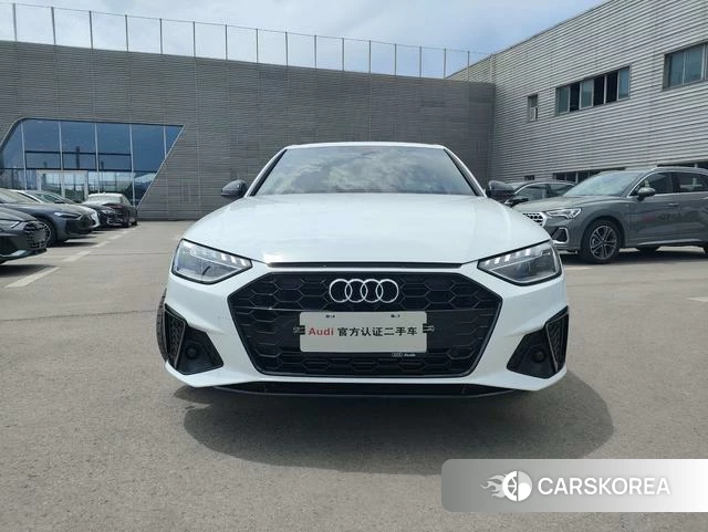 Audi A4L 2026 Белый из Китая, фото 3