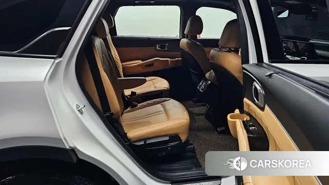 Kia Sorento 4th Generation 2023 Белый из Кореи, фото 3