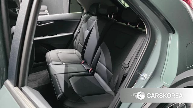 Kia Di Ol Nu Niro 2024 Зеленый из Кореи, фото 3