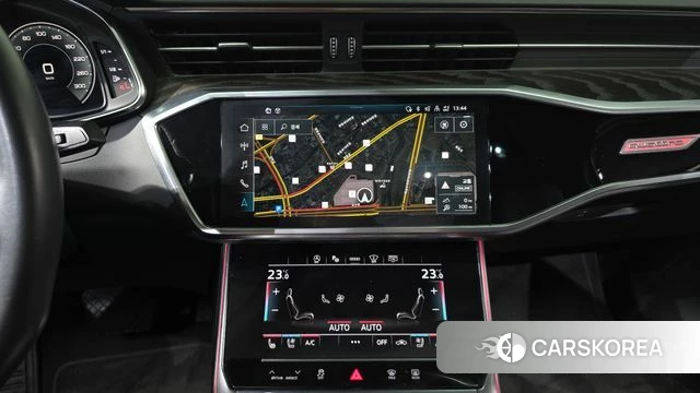 Audi A6 (C8) 2021 Серебристо-серый из Кореи, фото 3