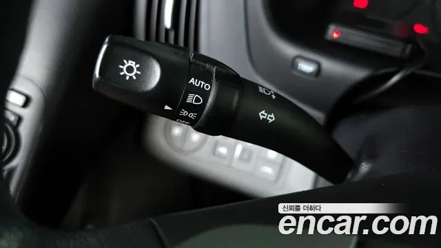 Hyundai The New Grand Starex 2018 Желтый из Кореи, фото 3