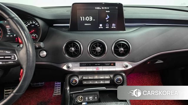 Kia Stinger 2019 Белый из Кореи, фото 3