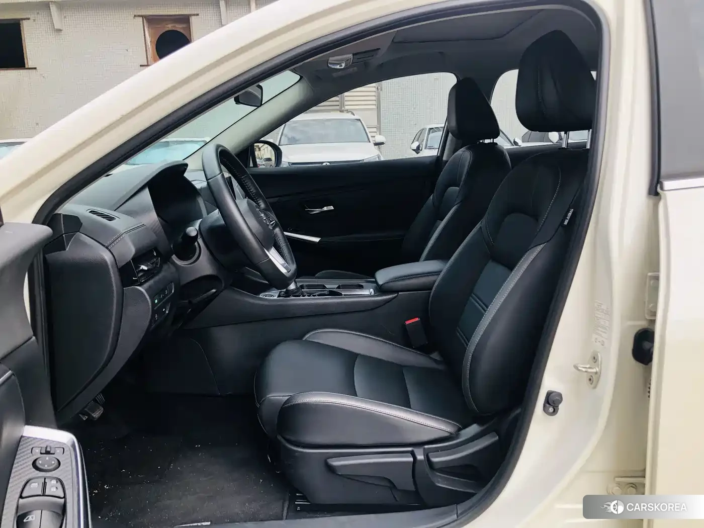 Nissan Sylphy 2021 Белый из Китая, фото 3