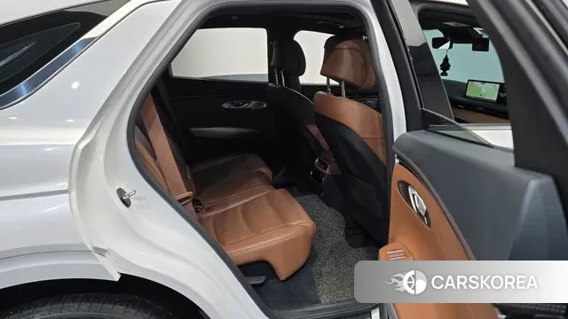 Genesis GV70 2021 Белый из Кореи, фото 3