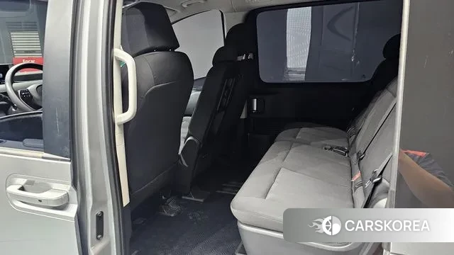 Hyundai Staria 2021 Серебряный из Кореи, фото 3