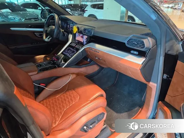 Lamborghini Urus 2019 Черный из Кореи, фото 3