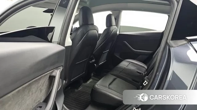 Tesla Model Y 2022 Серый из Кореи, фото 3