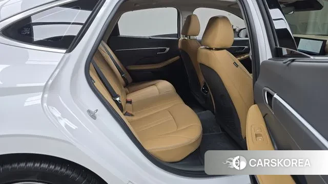 Hyundai Sonata D Edge Hybrid (DN8) 2024 Белый из Кореи, фото 3