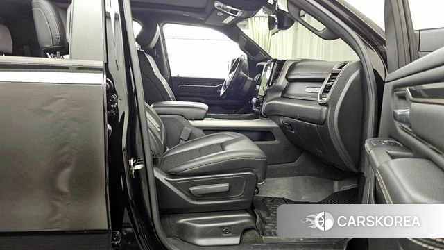 Dodge Lampicup 2020 Черный из Кореи, фото 3