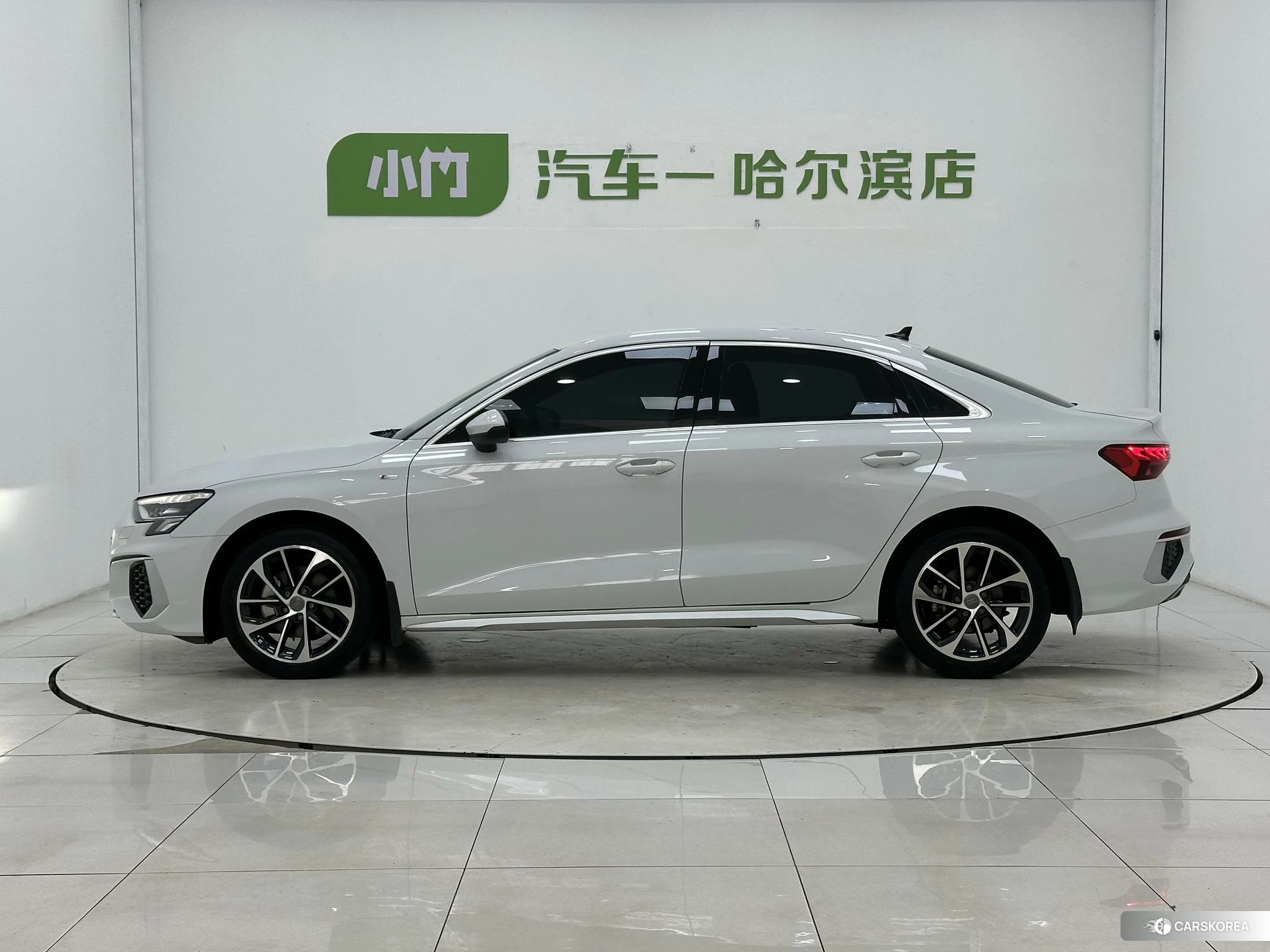 Audi A3 2022 Белый из Китая, фото 3
