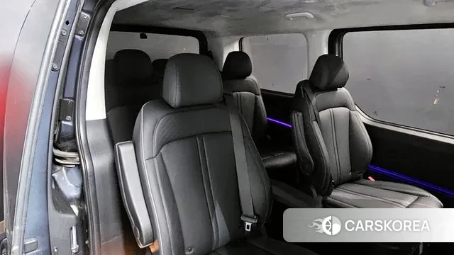 Hyundai Staria 2022 Серый из Кореи, фото 3