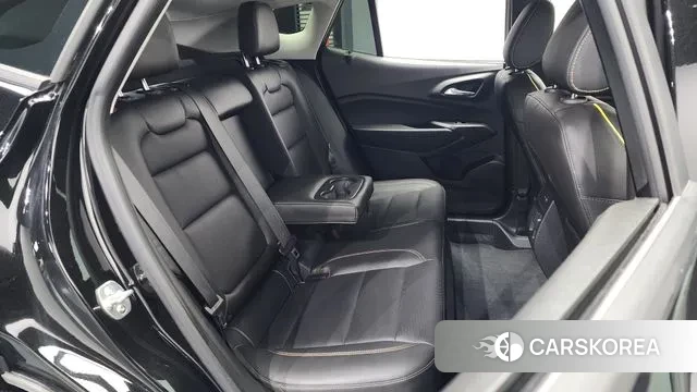 Chevrolet (GM Daewoo) Trax Crossover 2023 Черный из Кореи, фото 3