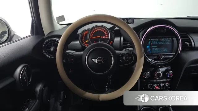 Mini Cooper 2018 Зеленый из Кореи, фото 3