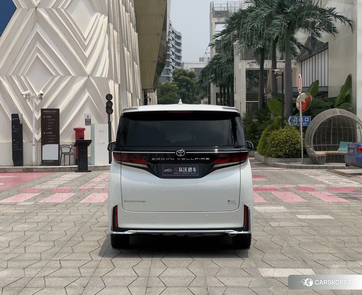Toyota Wilfa 2023 Белый из Китая, фото 3