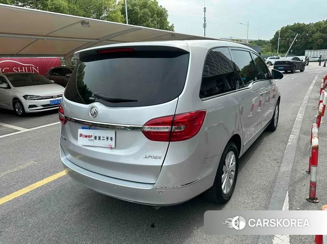 Buick GL8 2020 Серебристо-серый из Китая, фото 3