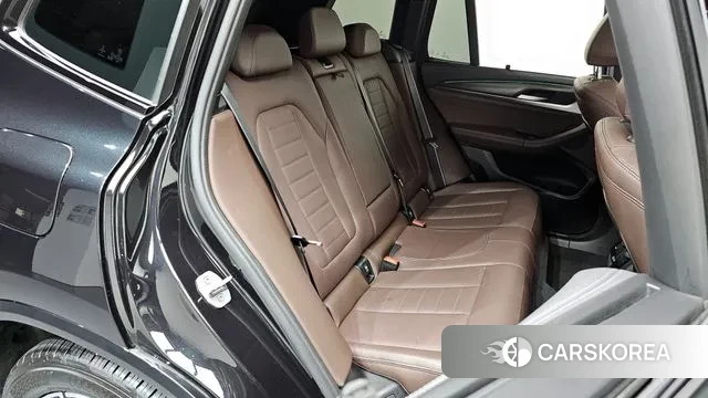 BMW X3 (G01) 2023 Черный из Кореи, фото 3