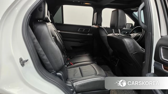 Ford Explorer 2018 Белый из Кореи, фото 3