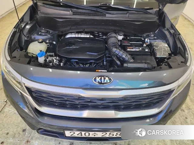 Kia Seltos 2020 Серый из Кореи, фото 3