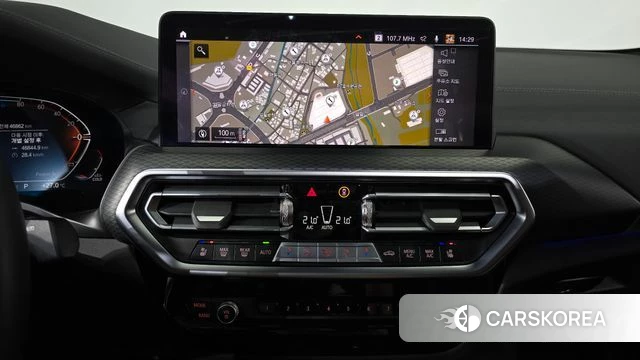 BMW X4 (G02) 2023 Белый из Кореи, фото 3