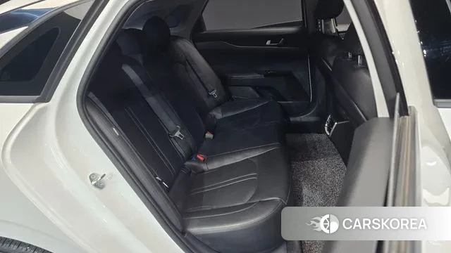 Kia K5 3rd generation 2023 Белый из Кореи, фото 3