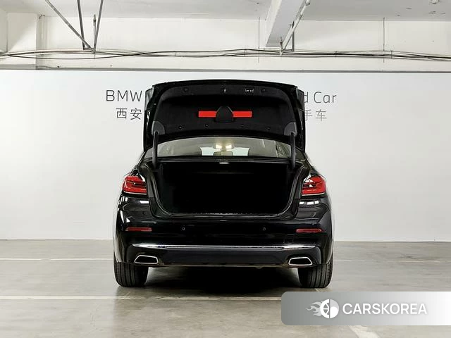 BMW 5 series 2023 Черный из Китая, фото 3
