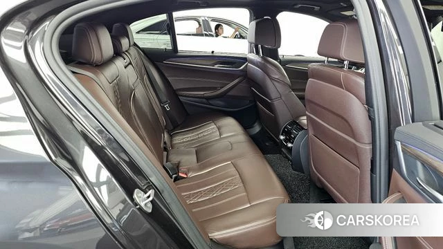 BMW 5 Series (G30) 2019 Серый из Кореи, фото 3