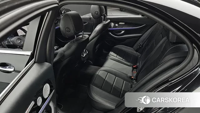 Mercedes-Benz E-Class W213 2018 Черный из Кореи, фото 3