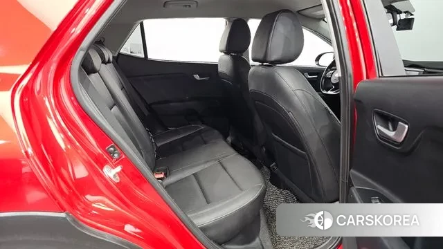 Kia Stonic 2018 Красный из Кореи, фото 3