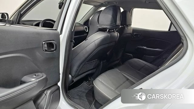 Hyundai Venue 2020 Белый из Кореи, фото 3