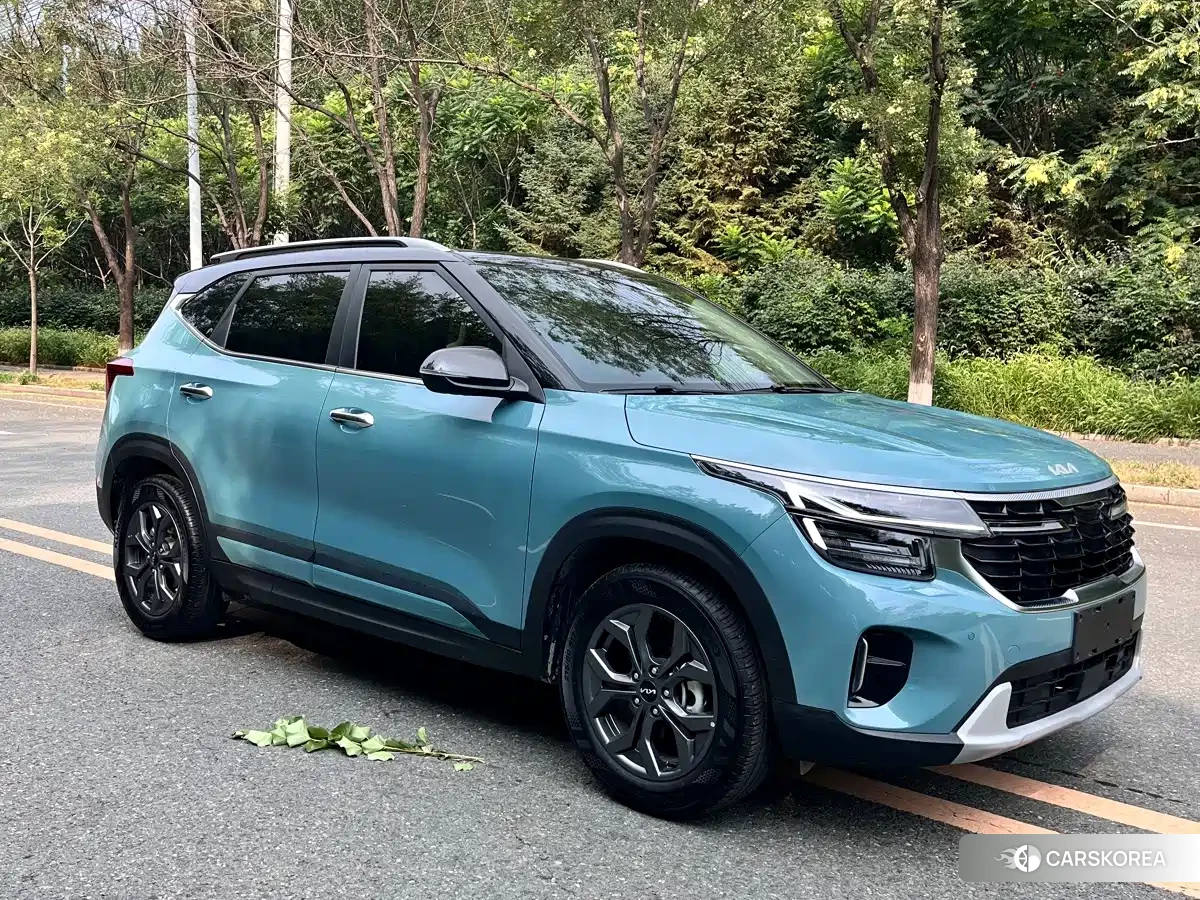 Kia Seltos 2023 Синий из Китая, фото 3