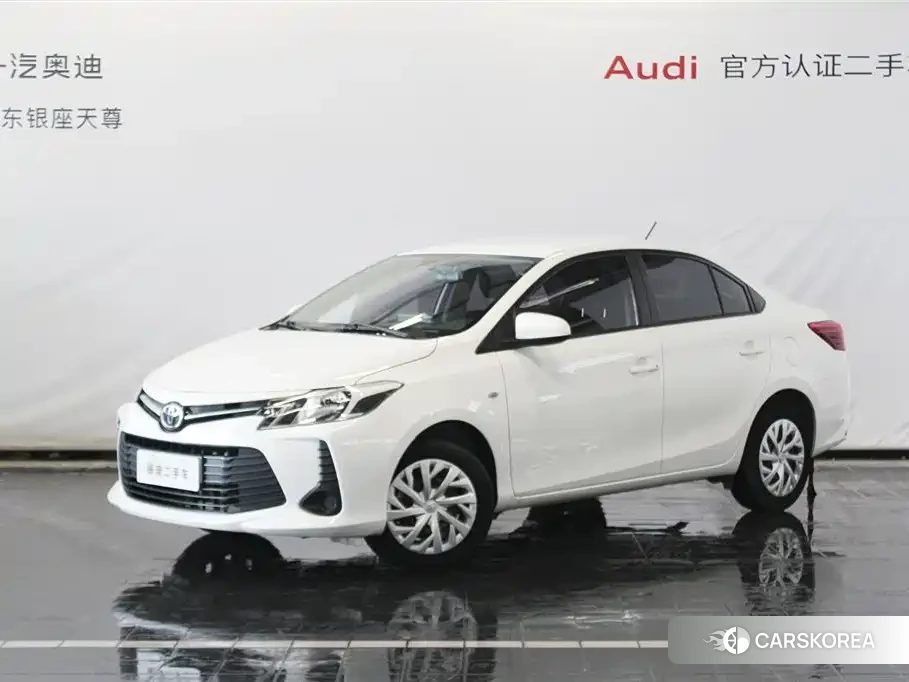 Toyota Vios 2022 Белый из Китая, фото 3