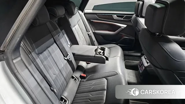 Audi A7 (4K) 2021 Белый из Кореи, фото 3