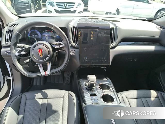 Red flag HS3 PHEV 2025 Белый из Китая, фото 3