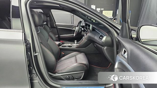 Genesis The New G70 2023 Серый из Кореи, фото 3