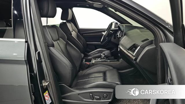 Audi Q5 (FY) 2023 Серый из Кореи, фото 3
