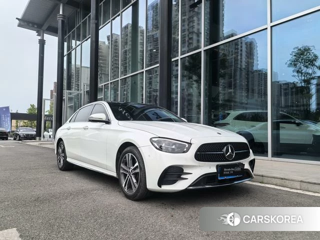 Mercedes-Benz E-class 2022 Белый из Китая, фото 3