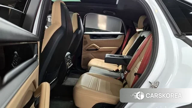 Porsche Cayenne (PO536) 2025 Белый из Кореи, фото 3