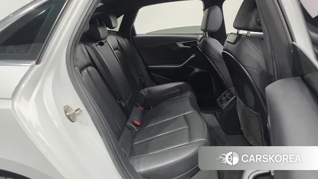 Audi A4 (B9) 2021 Белый из Кореи, фото 3