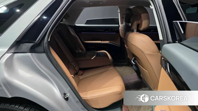 Hyundai Grandeur Hybrid (GN7) 2024 Серебряный из Кореи, фото 3