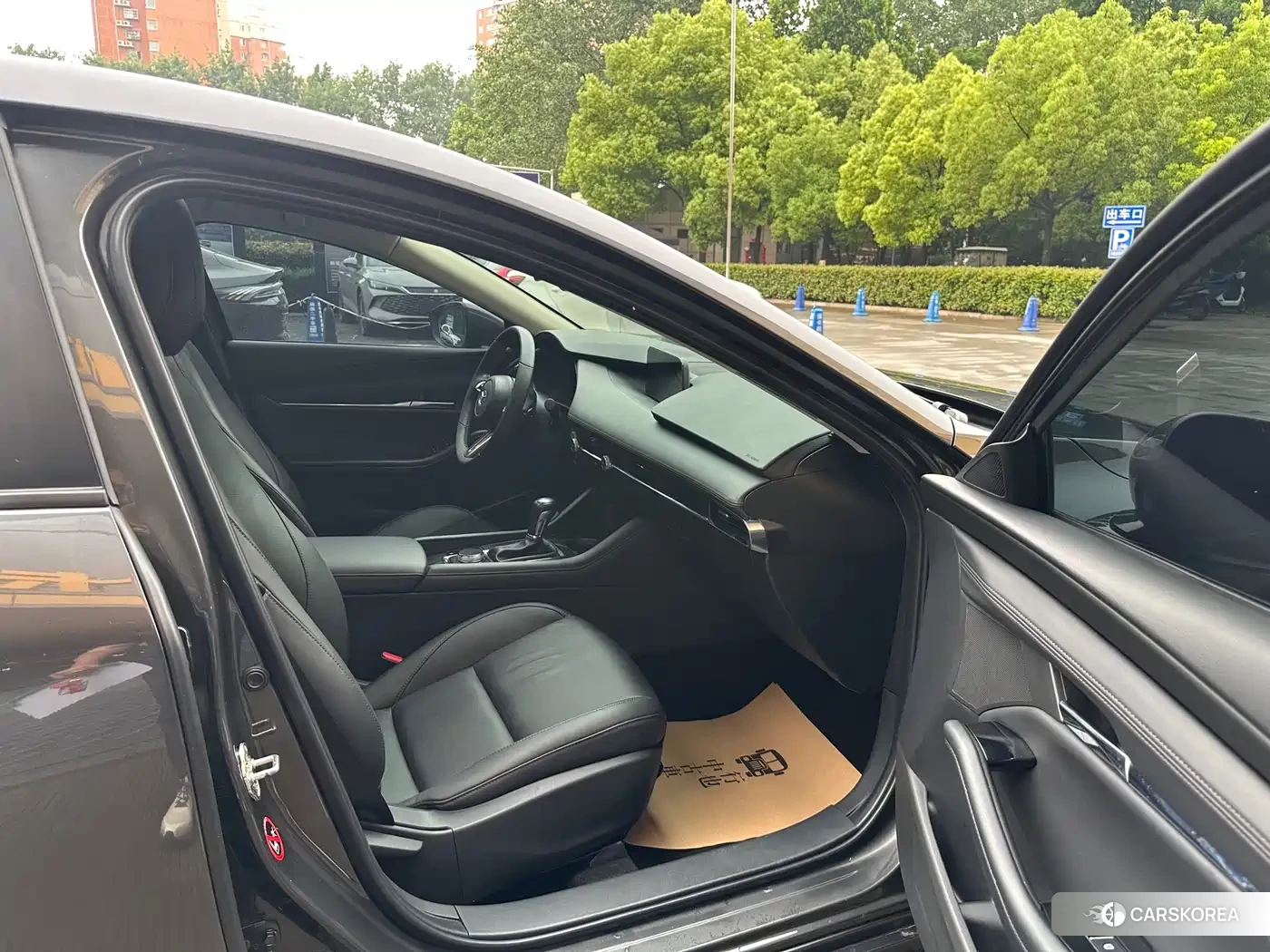 Mazda 3 2023 Silver/gray из Китая, фото 3