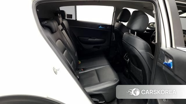 Kia Sportage The Bold 2021 Белый из Кореи, фото 3