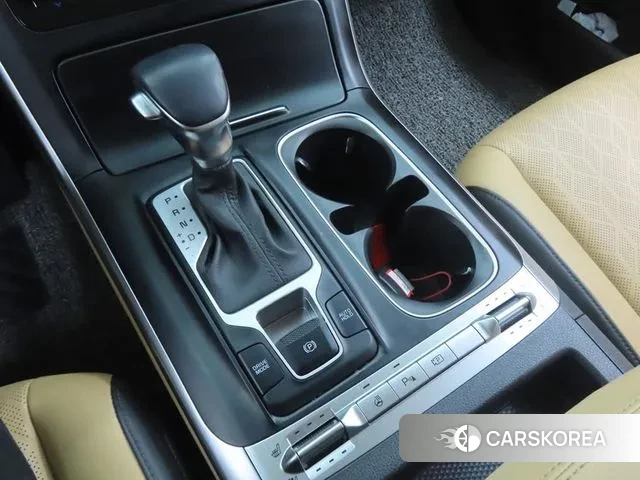 Kia Carnival 4th generation 2022 Белый из Кореи, фото 3