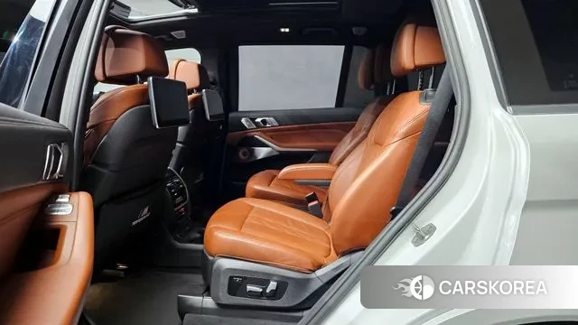 BMW X7 (G07) 2021 Белый из Кореи, фото 3